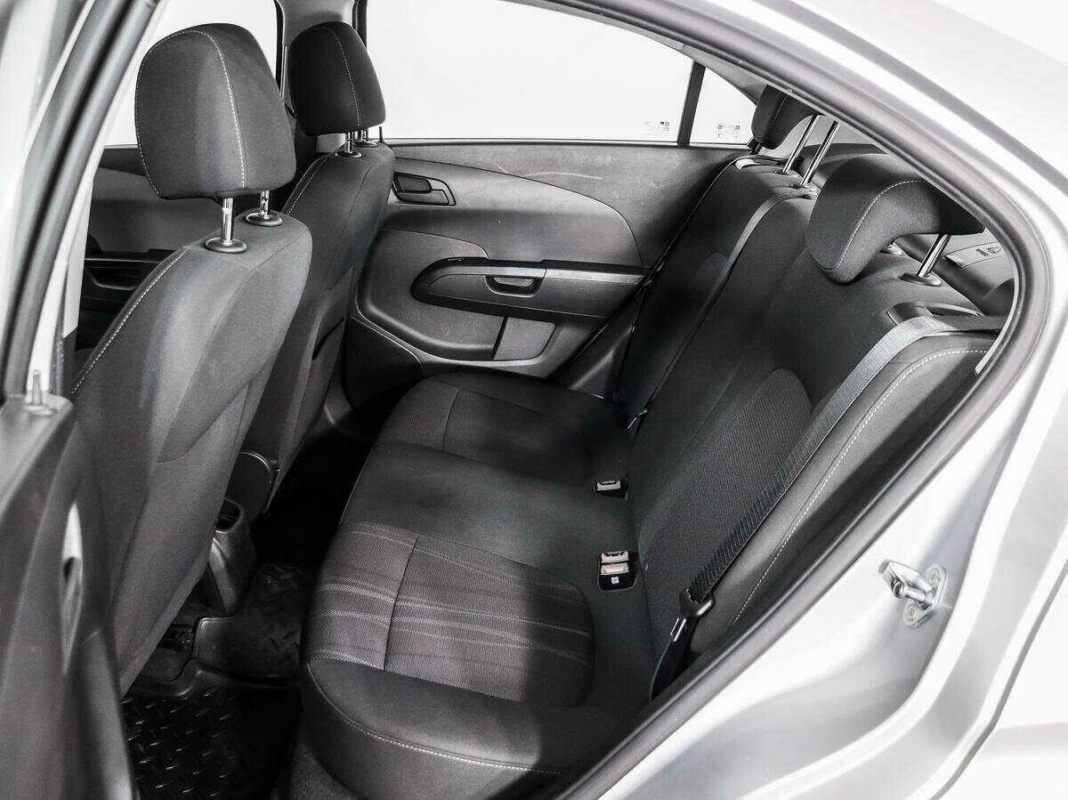 Chevrolet Aveo, 2013 Фото №10