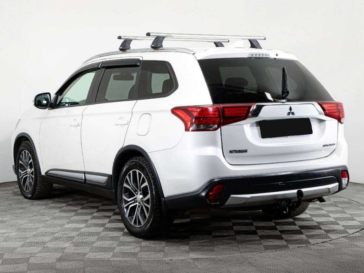 Mitsubishi Outlander, 2018 - 148 000 км. | Фото №7