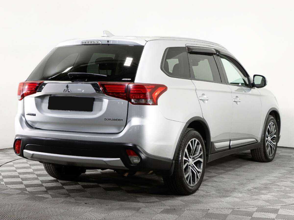 Mitsubishi Outlander, 2018 - 133 095 км. | Фото №4