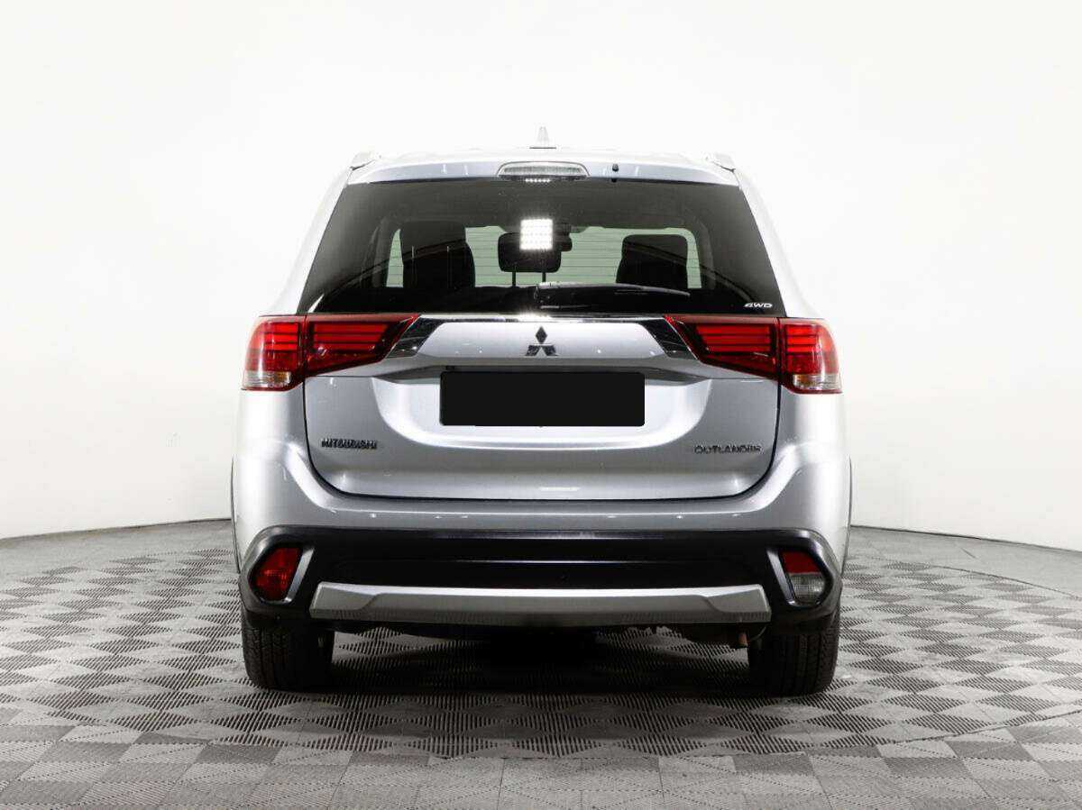 Mitsubishi Outlander, 2018 - 133 095 км. | Фото №5