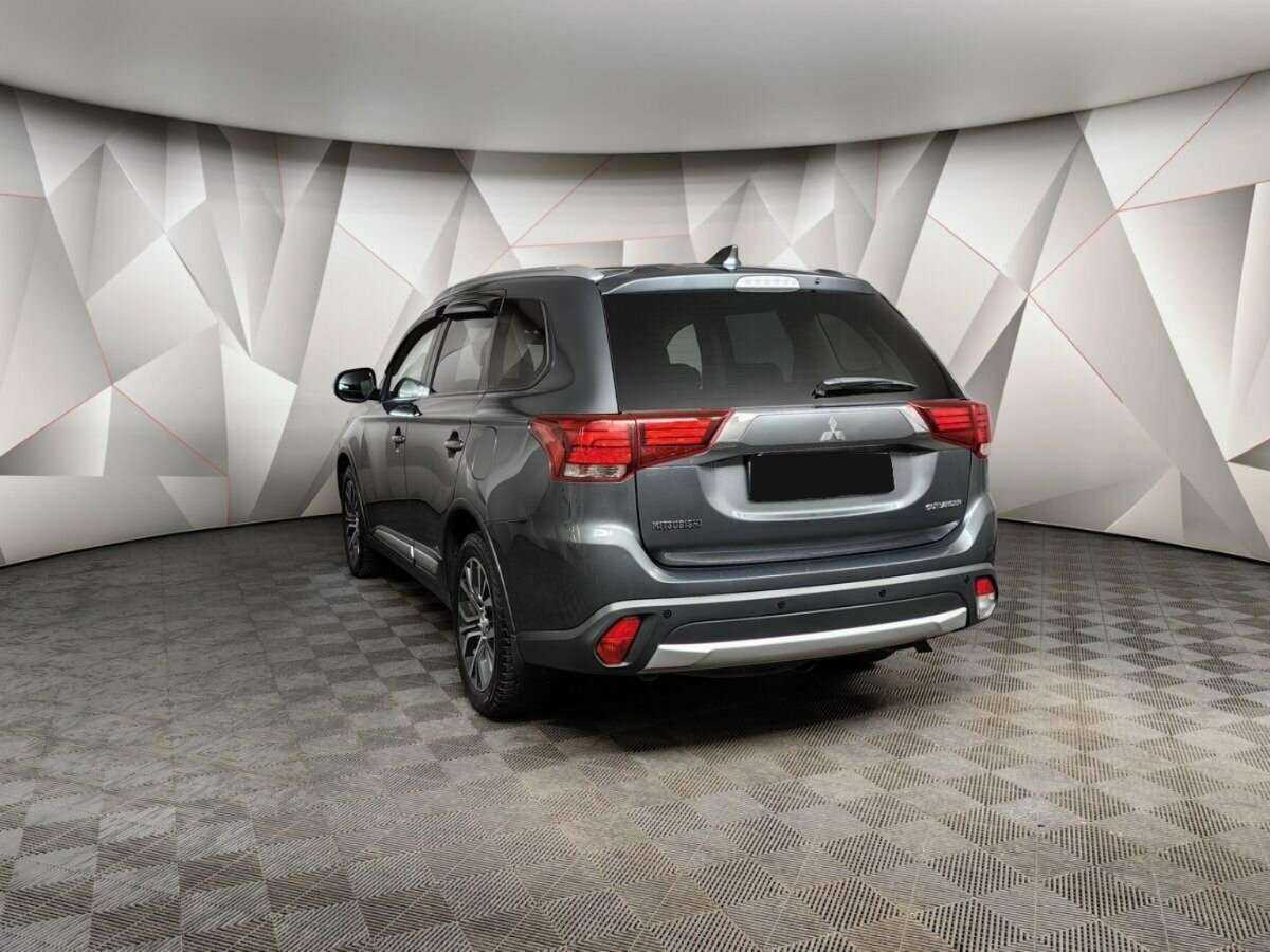 Mitsubishi Outlander, 2017 - 147 097 км. | Фото №4