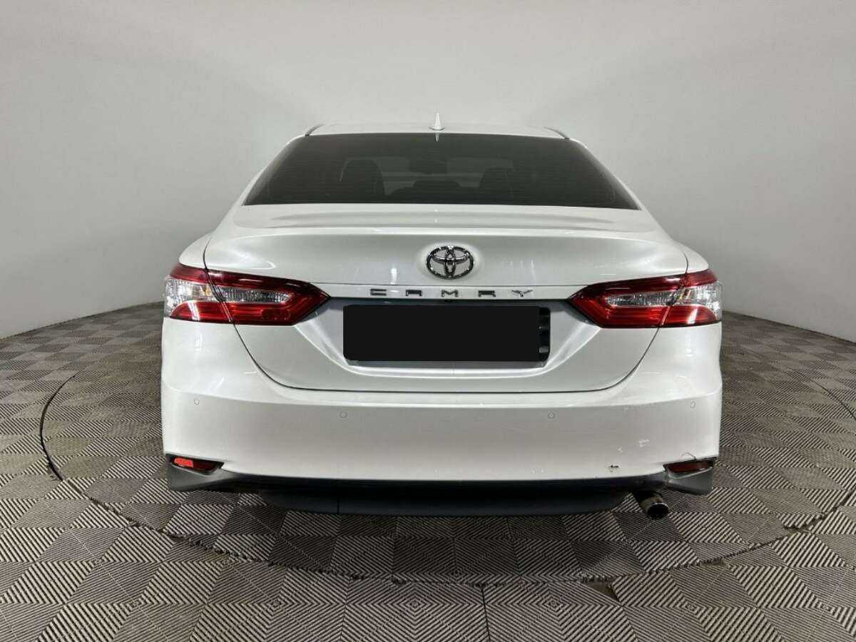 Toyota Camry, 2021 - 199 222 км. | Фото №3