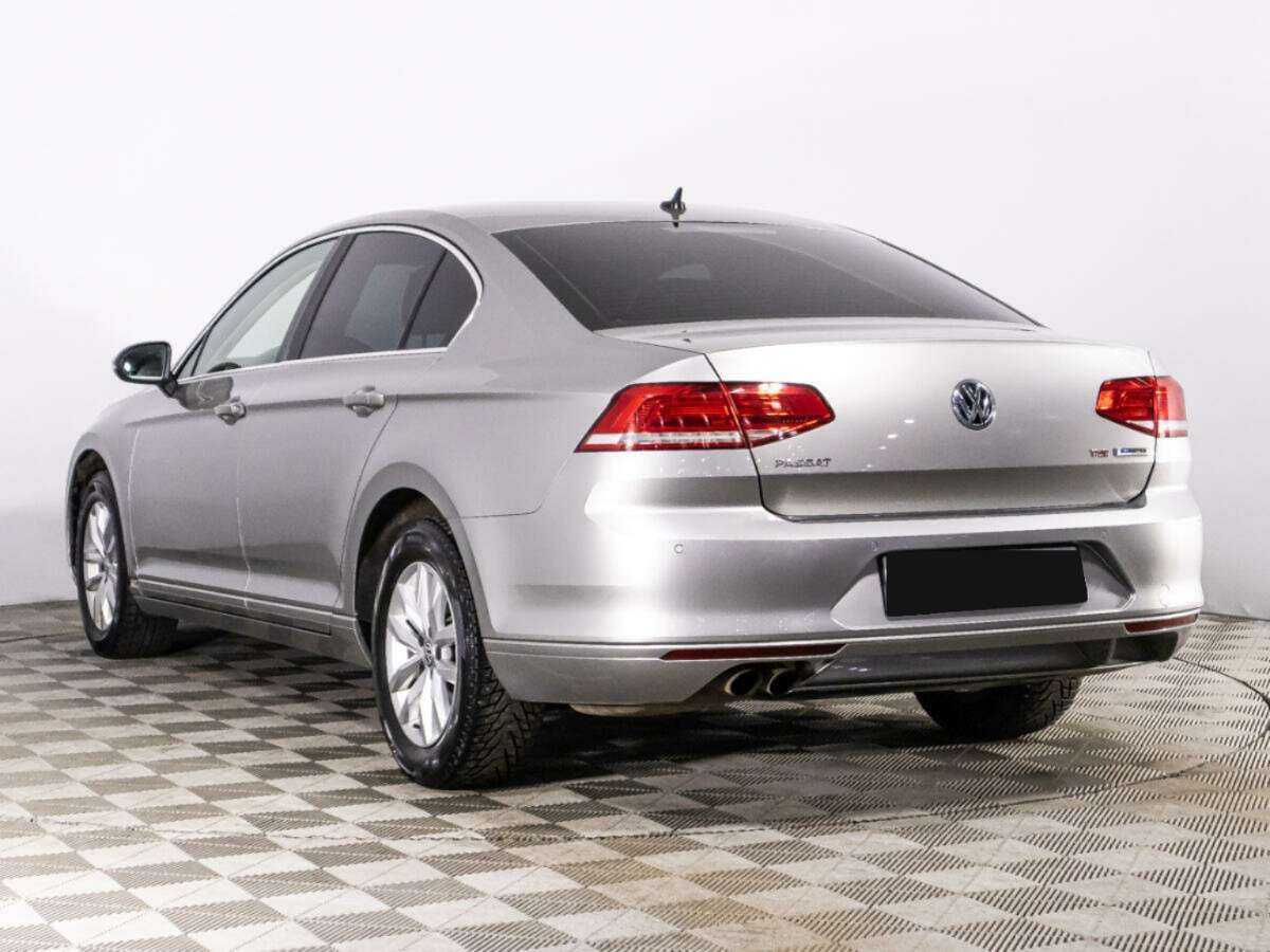 Volkswagen Passat, 2017 - 68 113 км. | Фото №7