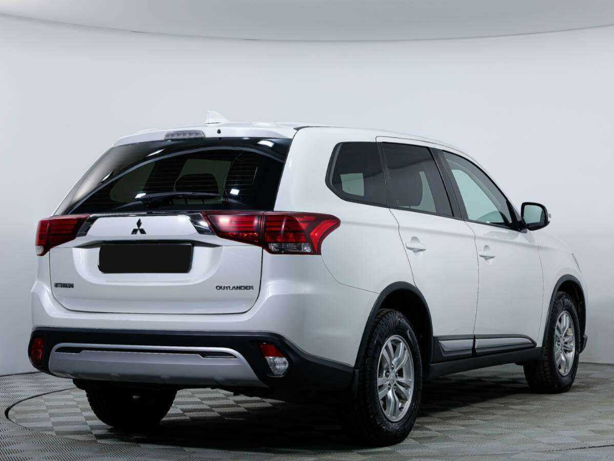 Mitsubishi Outlander, 2018 - 94 398 км. | Фото №5