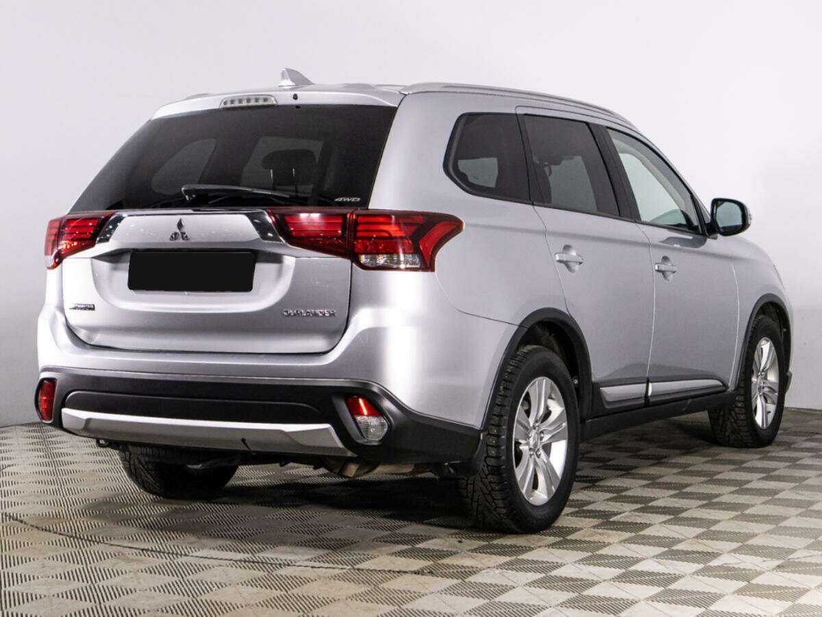 Mitsubishi Outlander, 2017 - 75 290 км. | Фото №5