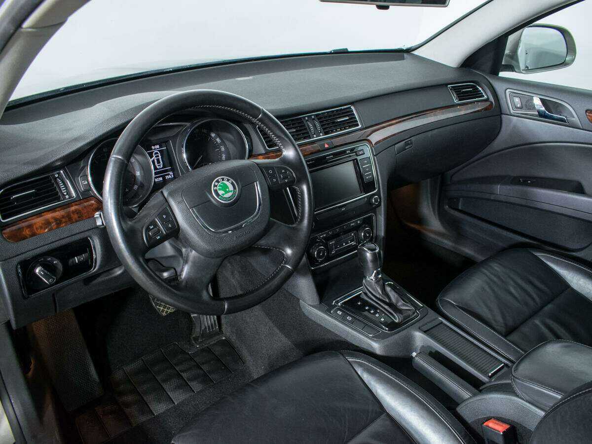 Skoda Superb DSG, 2013 Фото №13