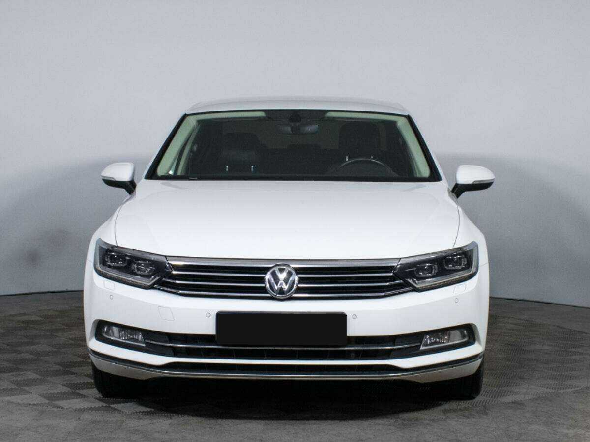 Volkswagen Passat, 2017 - 106 700 км. | Фото №2