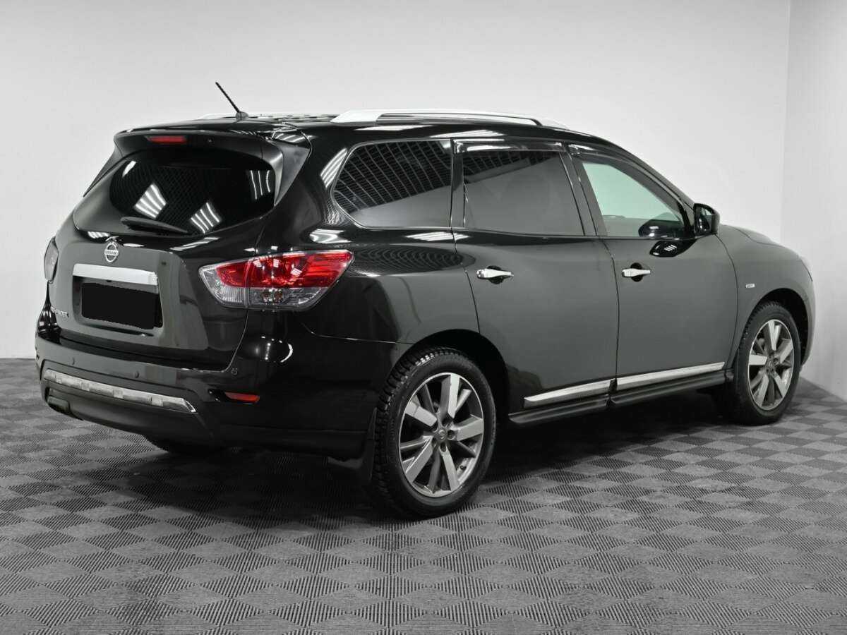 Nissan Pathfinder, 2015 - 140 000 км. | Фото №2