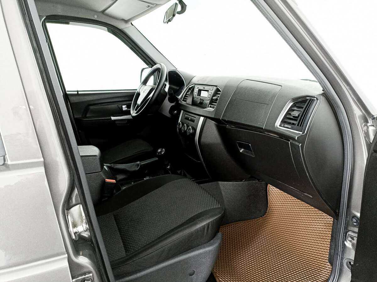 УАЗ Patriot, 2016 Фото №9