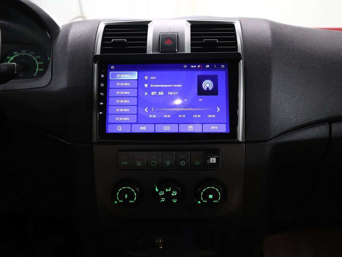 УАЗ Patriot, 2014 Фото №17