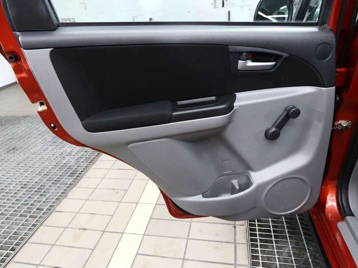 Suzuki SX4, 2013 Фото №18