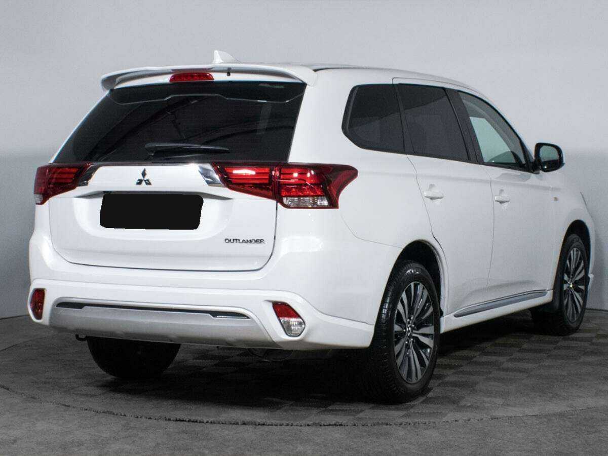 Mitsubishi Outlander, 2022 - 19 447 км. | Фото №5