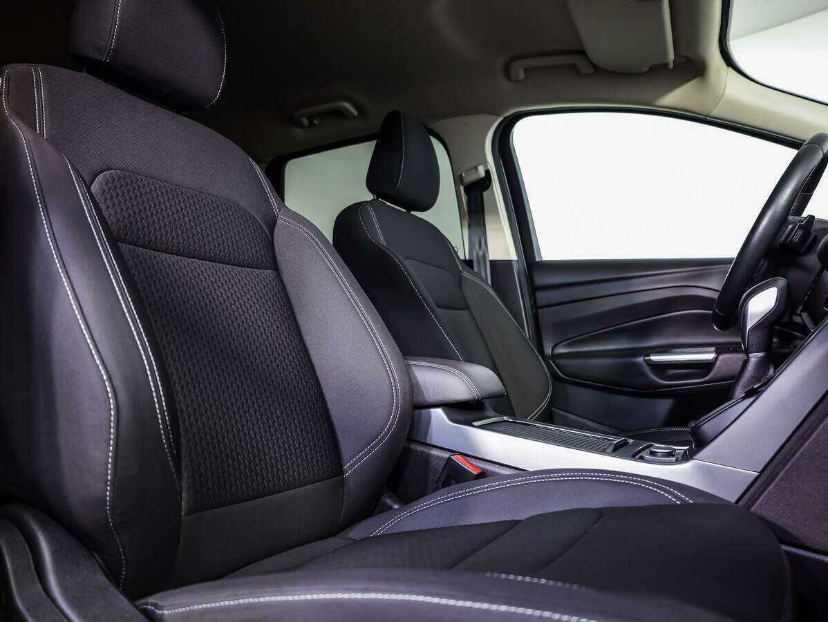 Ford Kuga, 2017 Фото №10