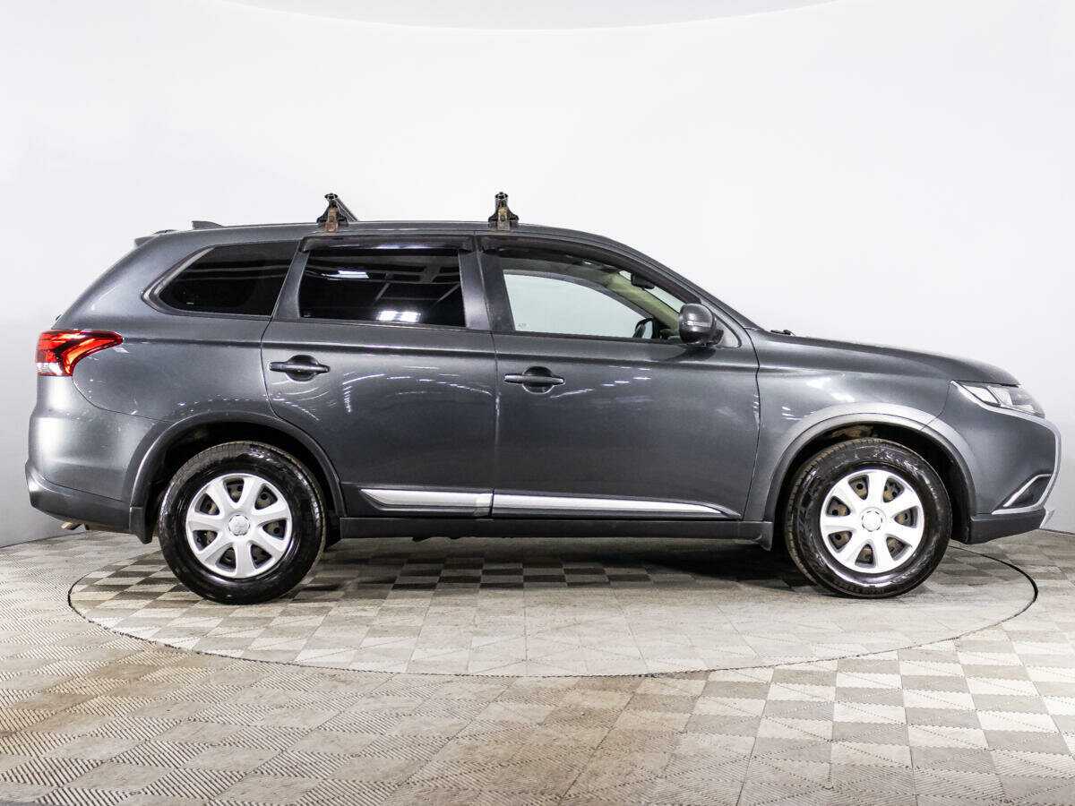 Mitsubishi Outlander, 2017 - 171 384 км. | Фото №4