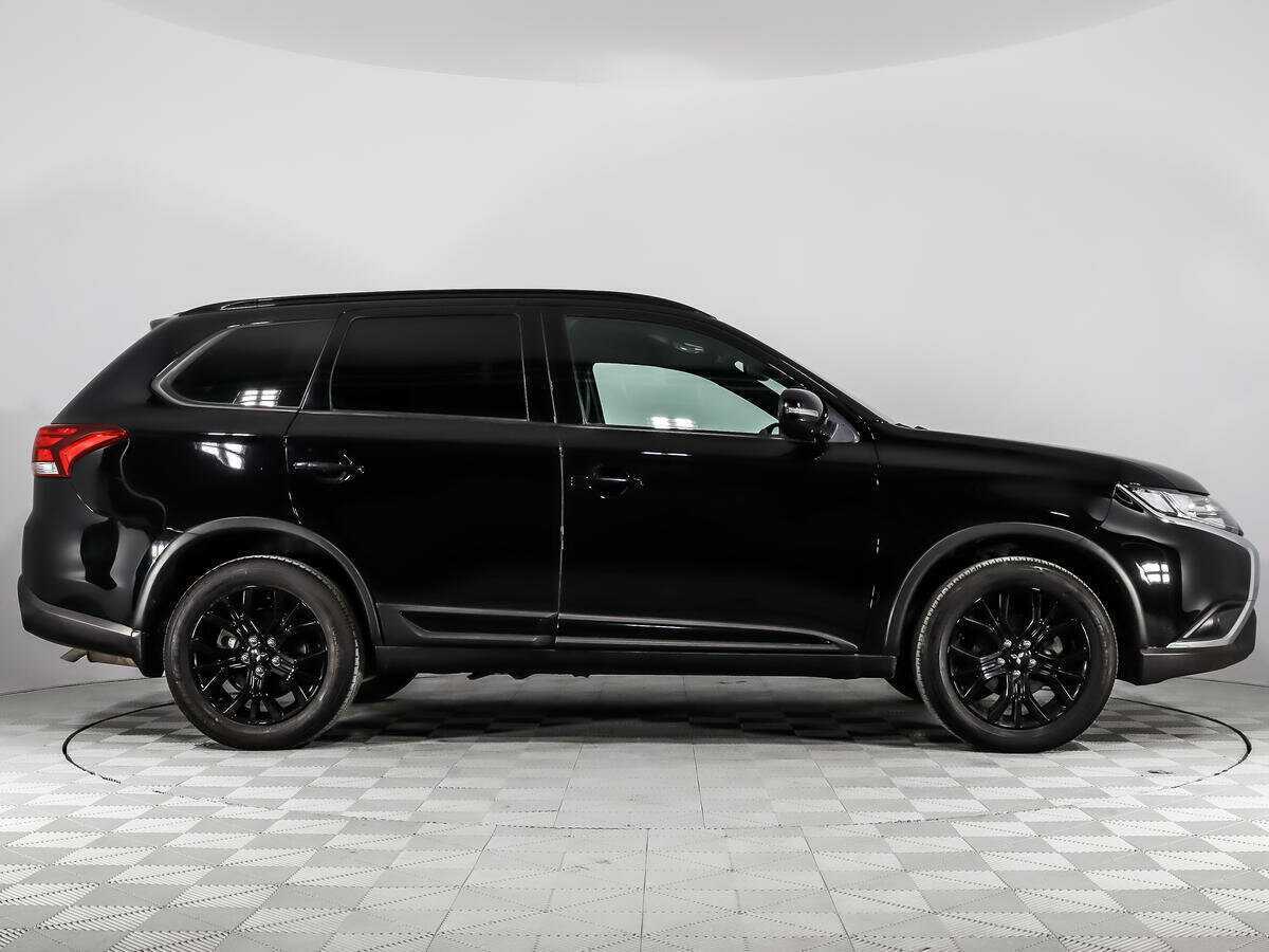 Mitsubishi Outlander, 2021 - 74 533 км. | Фото №4