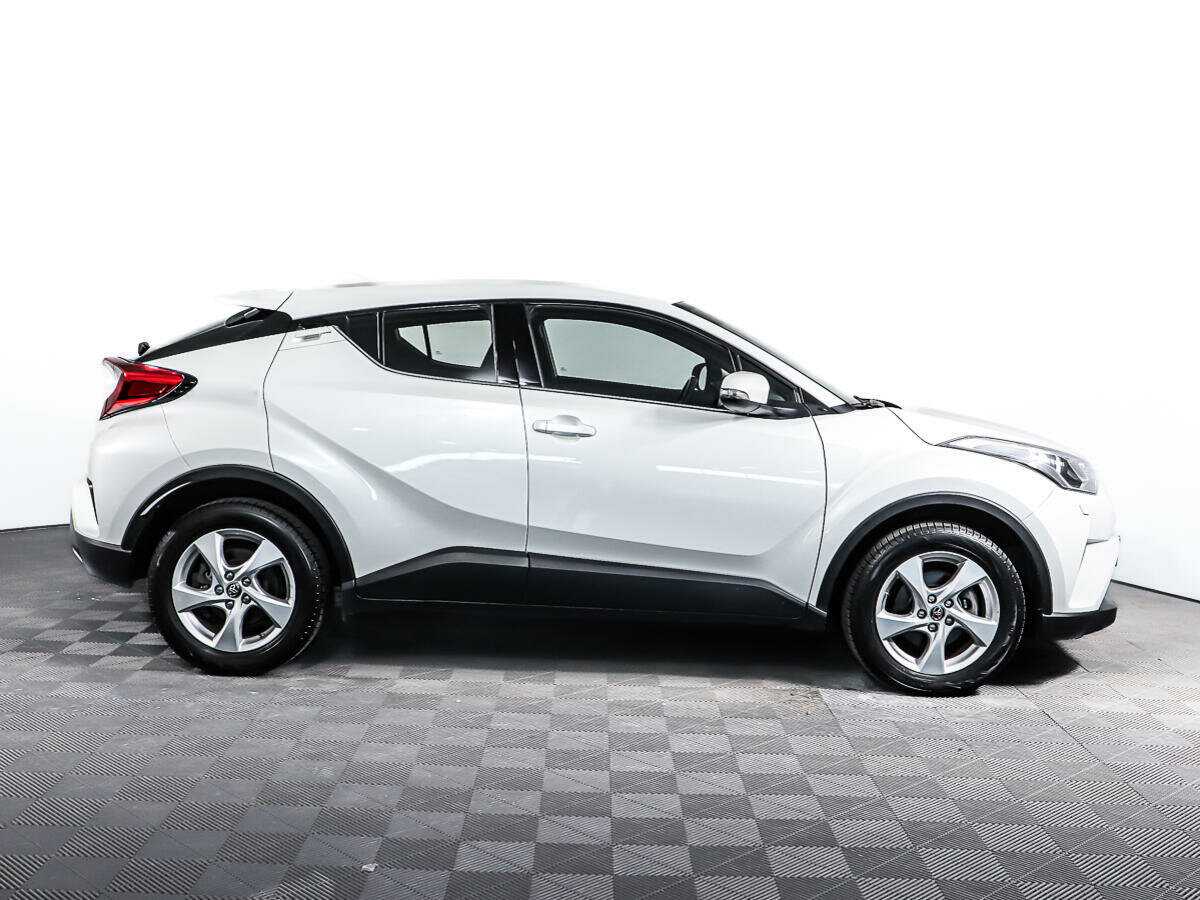 Toyota C-HR, 2018 - 52 185 км. | Фото №4