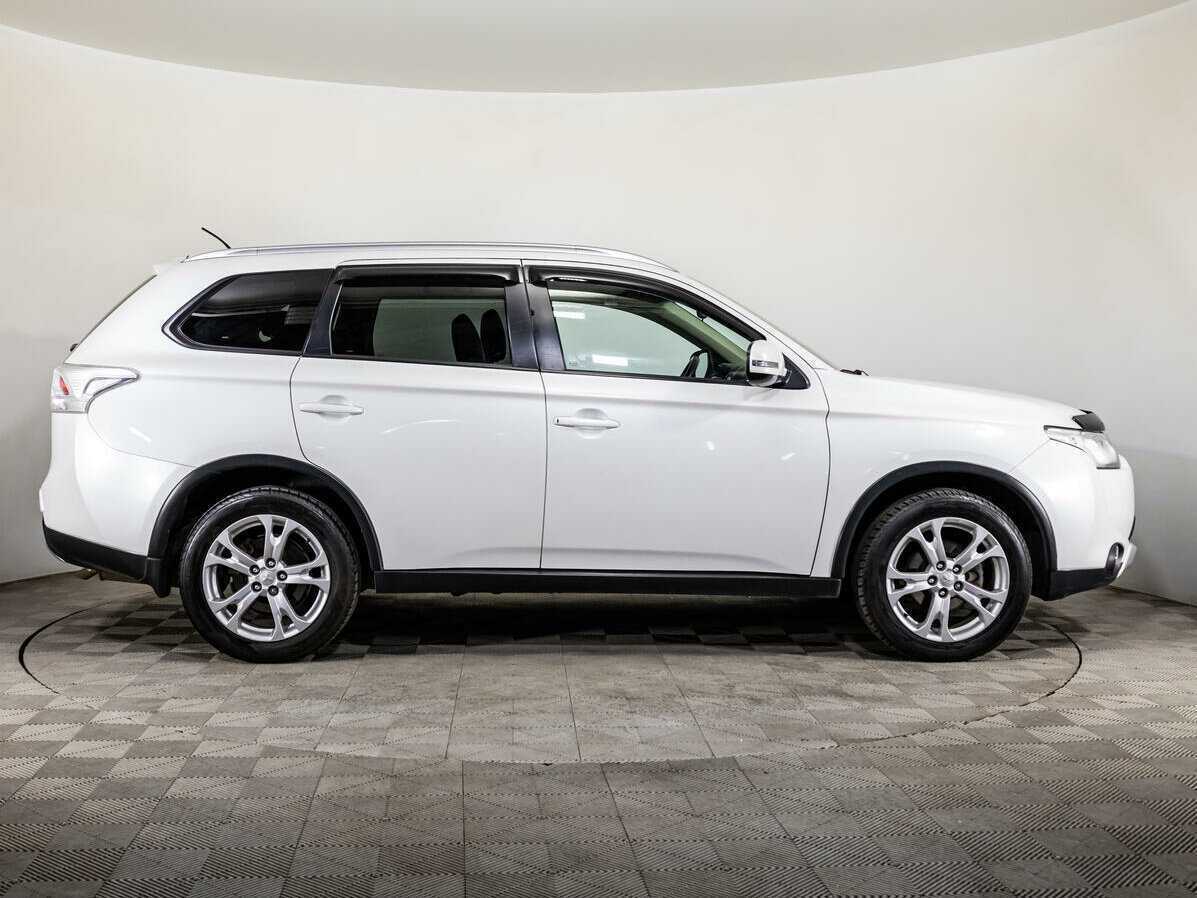Mitsubishi Outlander, 2014 - 144 158 км. | Фото №4