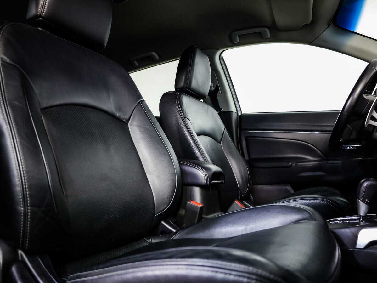 Mitsubishi ASX, 2012 Фото №11