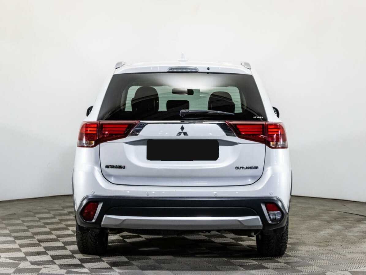 Mitsubishi Outlander, 2018 - 156 573 км. | Фото №5