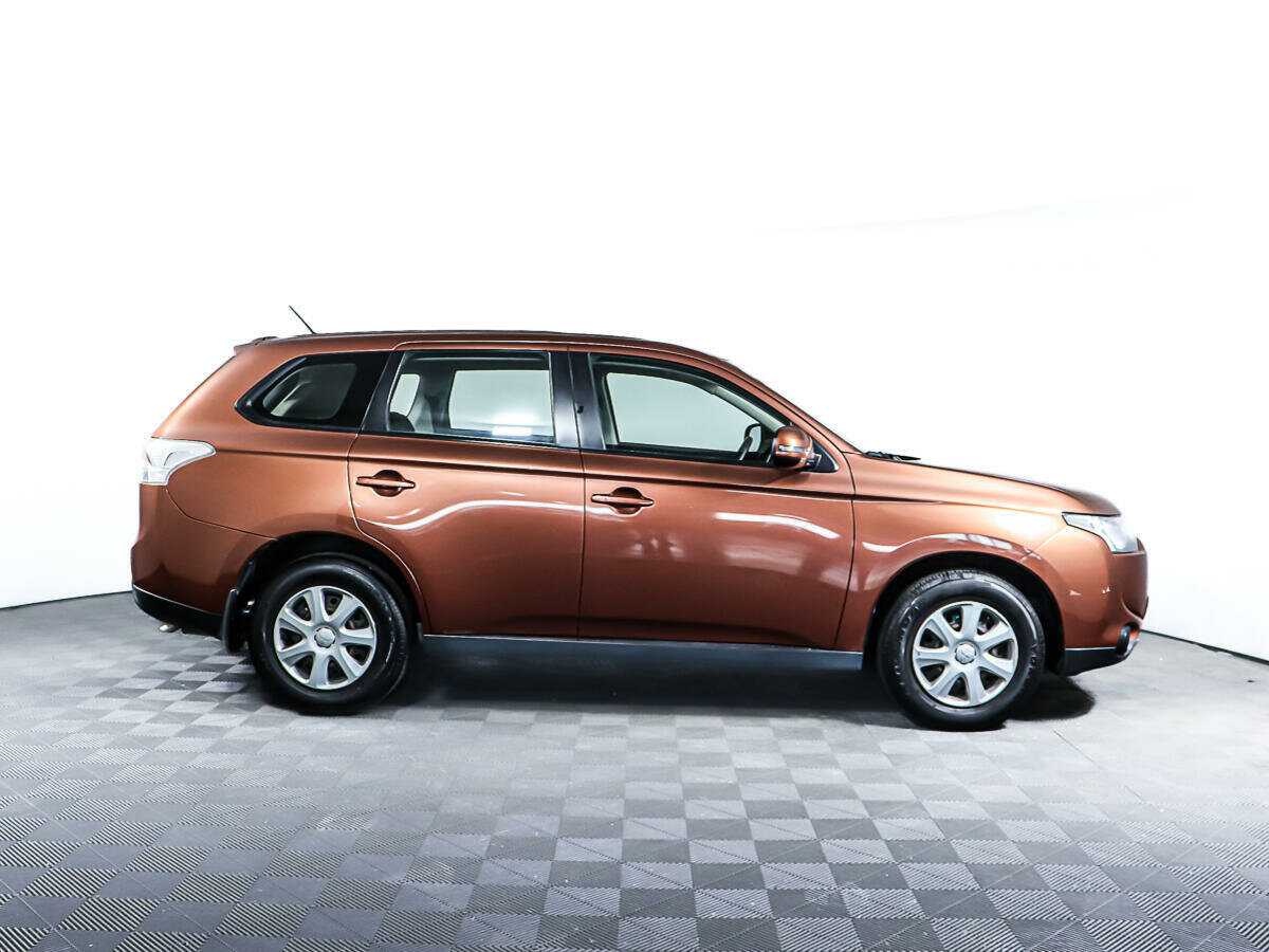 Mitsubishi Outlander, 2012 - 42 436 км. | Фото №4