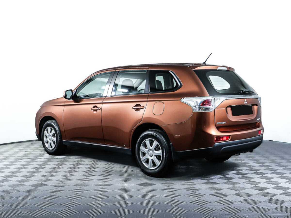 Mitsubishi Outlander, 2012 - 42 436 км. | Фото №7