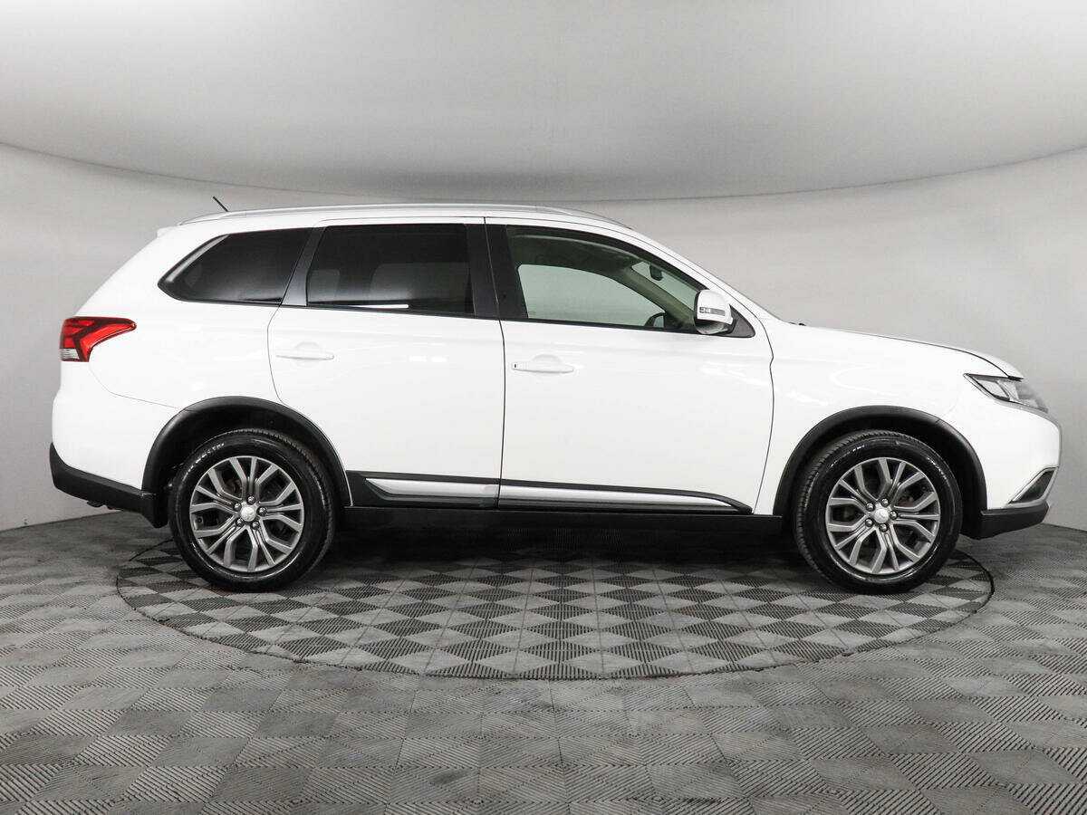 Mitsubishi Outlander, 2015 - 144 963 км. | Фото №4