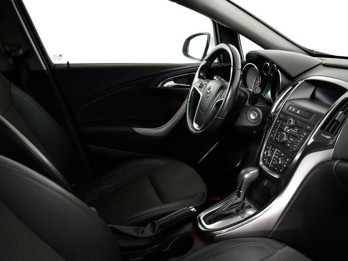 Opel Astra, 2012 - 154 946 км. | Фото №7