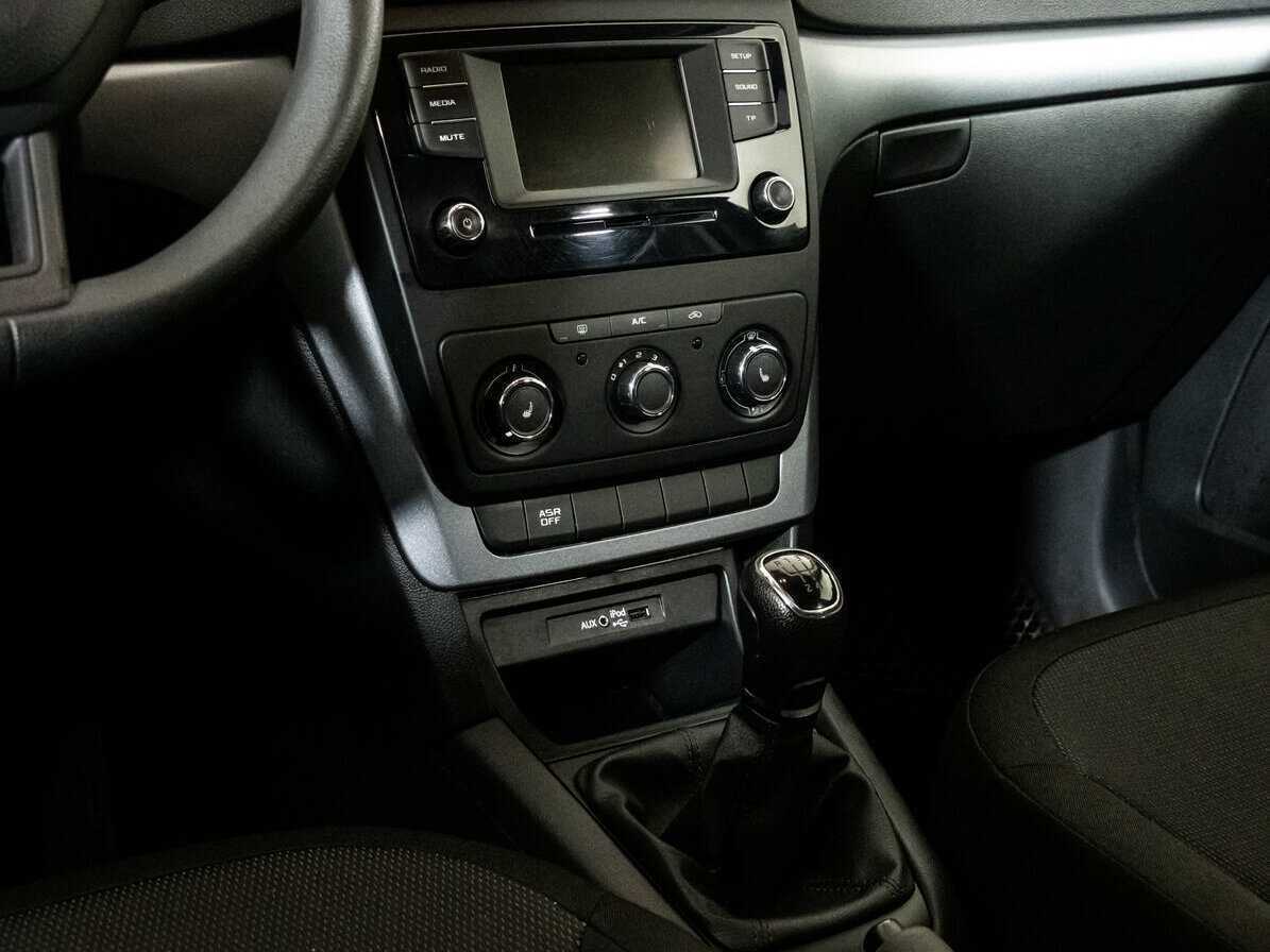 Skoda Yeti, 2017 Фото №12