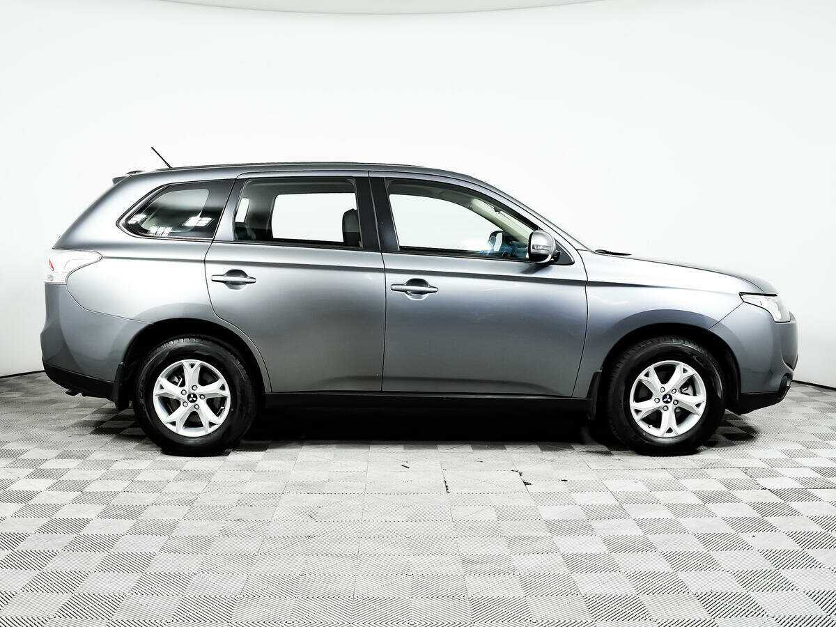 Mitsubishi Outlander, 2013 - 61 805 км. | Фото №4
