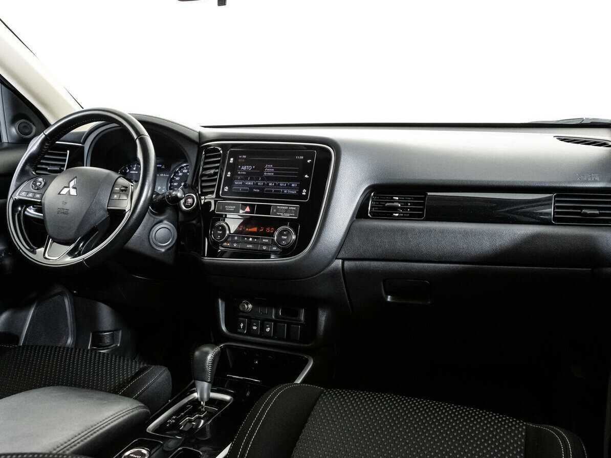 Mitsubishi Outlander, 2019 - 75 292 км. | Фото №7