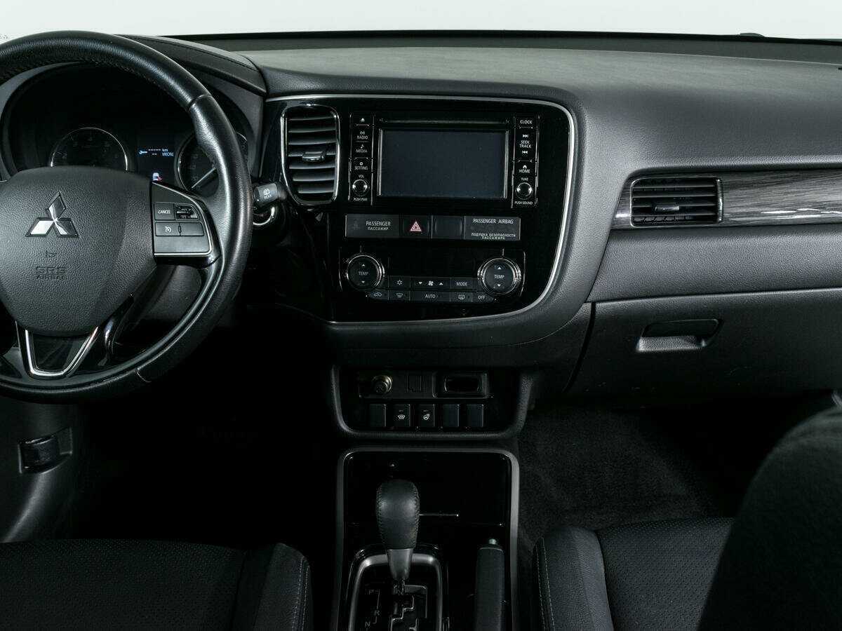 Mitsubishi Outlander, 2017 - 134 690 км. | Фото №8