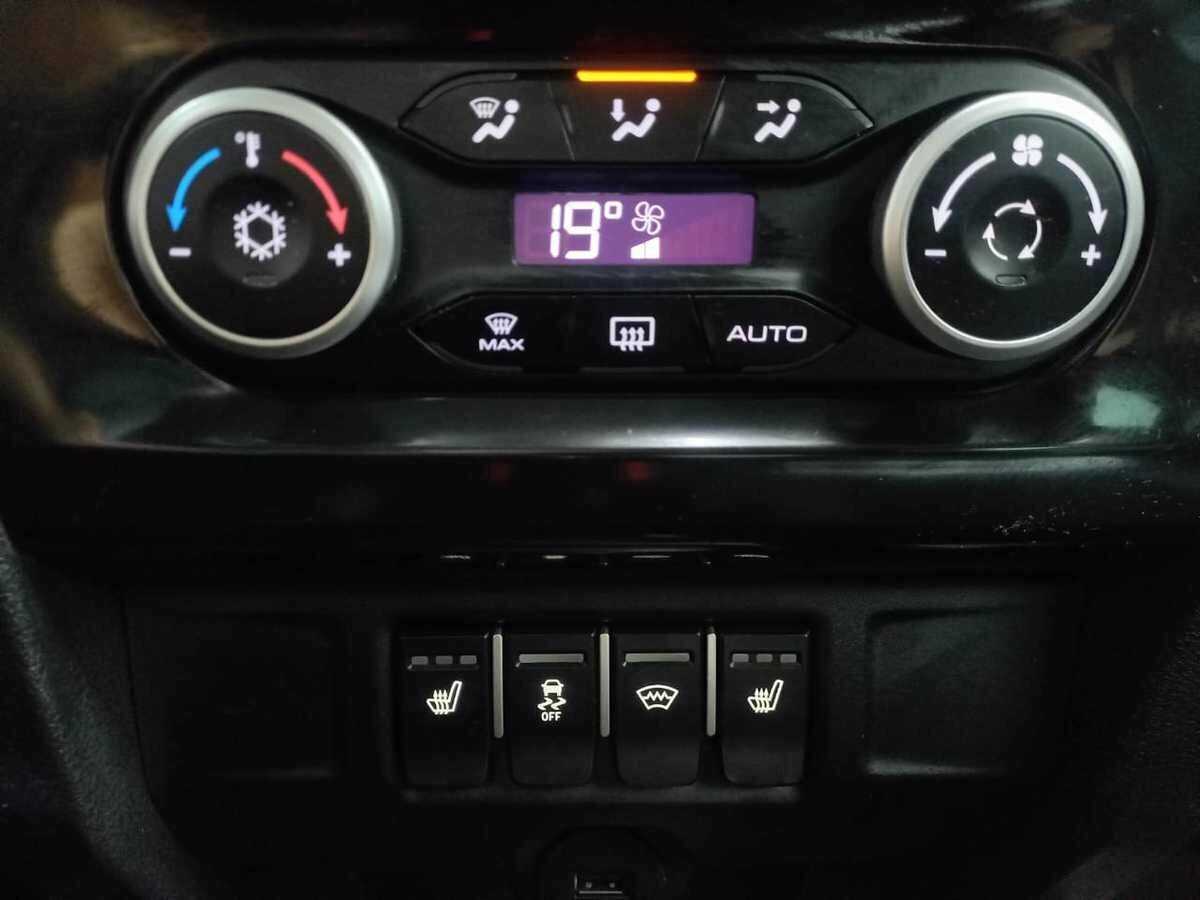 Lada (ВАЗ) XRAY Cross, 2022 Фото №16