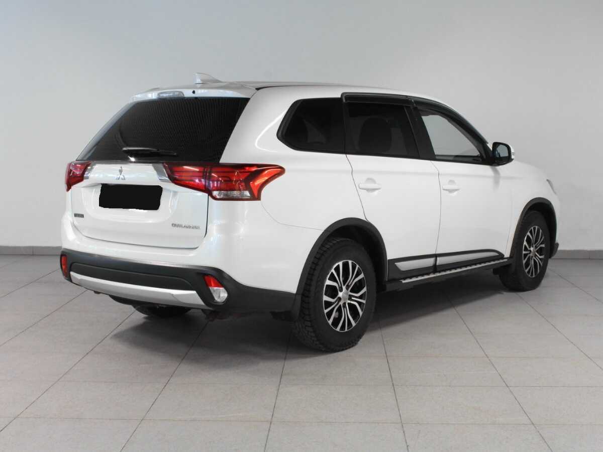 Mitsubishi Outlander, 2017 - 129 844 км. | Фото №5