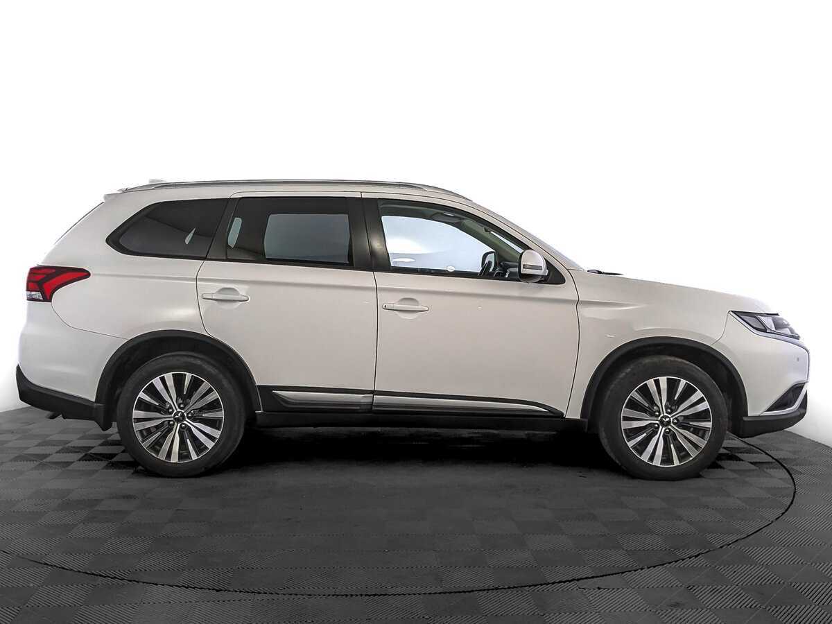 Mitsubishi Outlander, 2019 - 140 000 км. | Фото №4