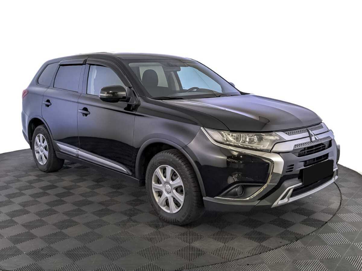 Mitsubishi Outlander, 2018 - 203 776 км. | Фото №3