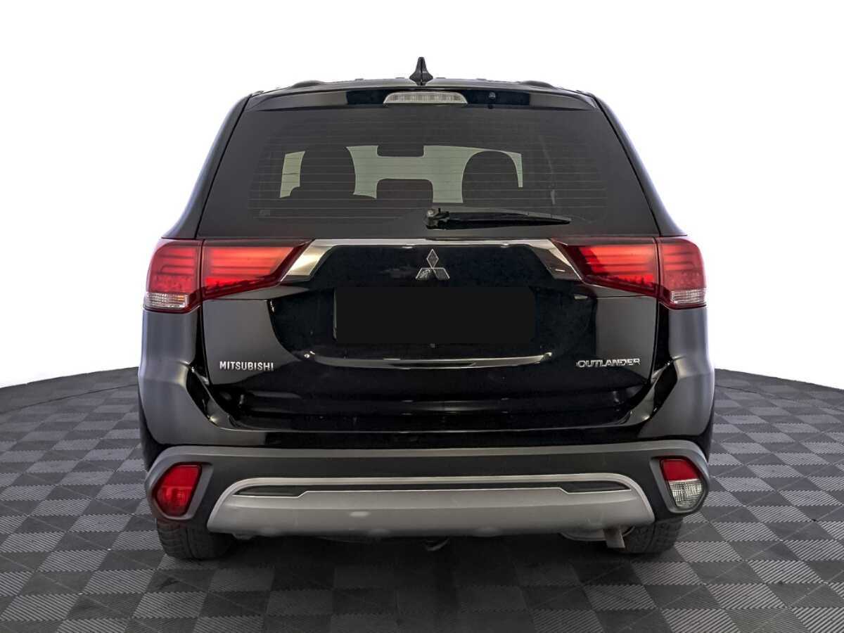 Mitsubishi Outlander, 2018 - 203 776 км. | Фото №6