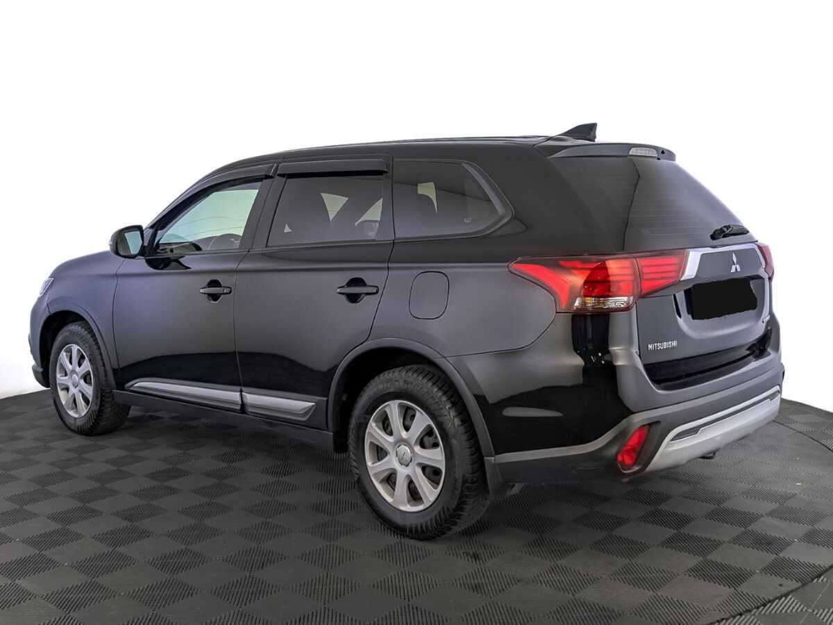 Mitsubishi Outlander, 2018 - 203 776 км. | Фото №7