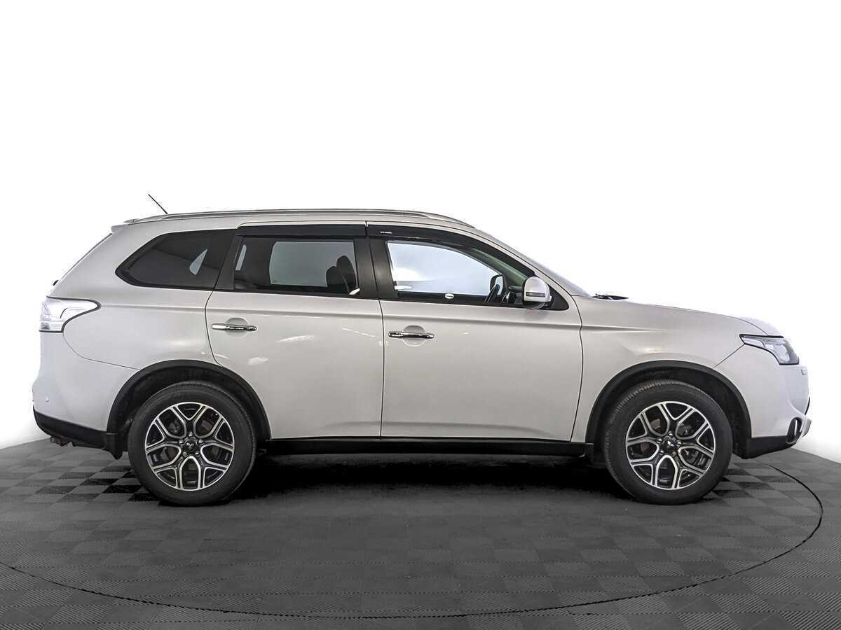 Mitsubishi Outlander, 2014 - 43 507 км. | Фото №4