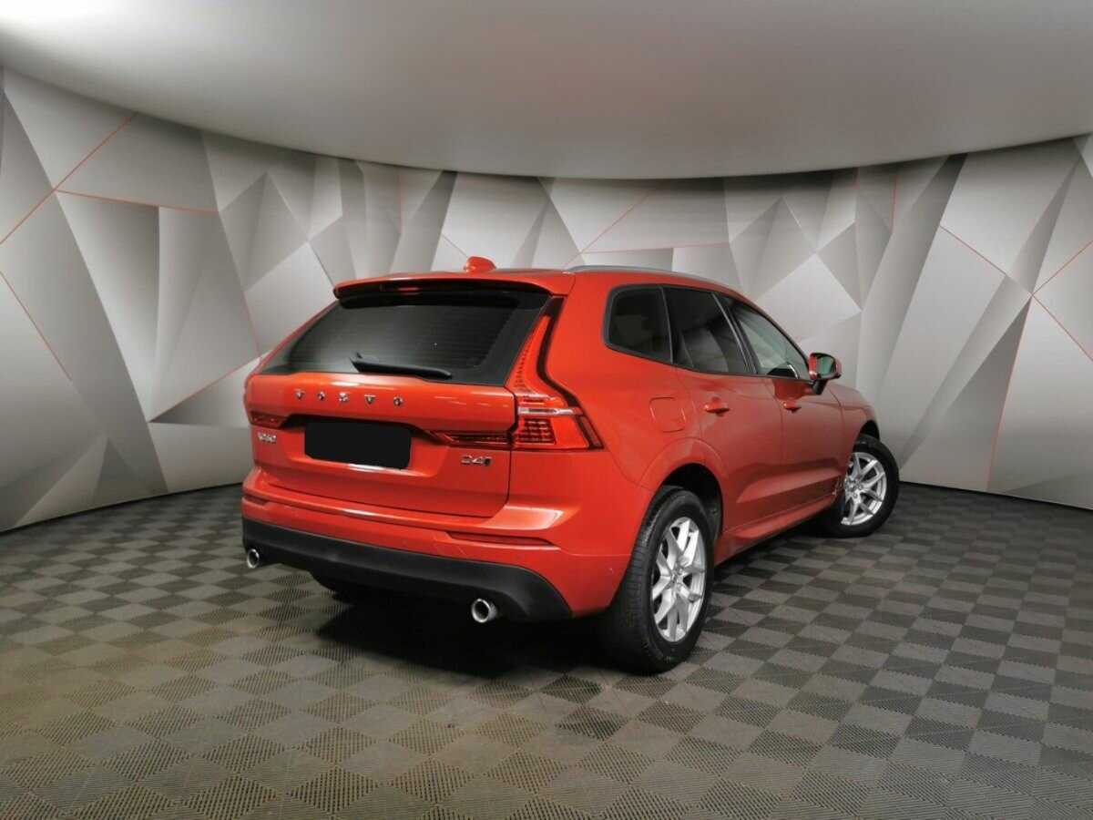 Volvo XC60, 2018 - 125 727 км. | Фото №2