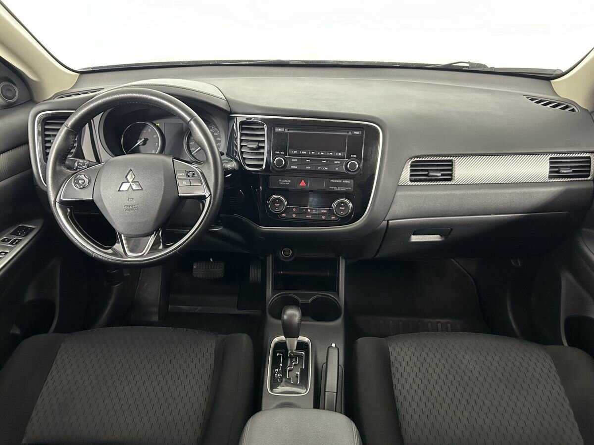 Mitsubishi Outlander, 2015 - 204 343 км. | Фото №6