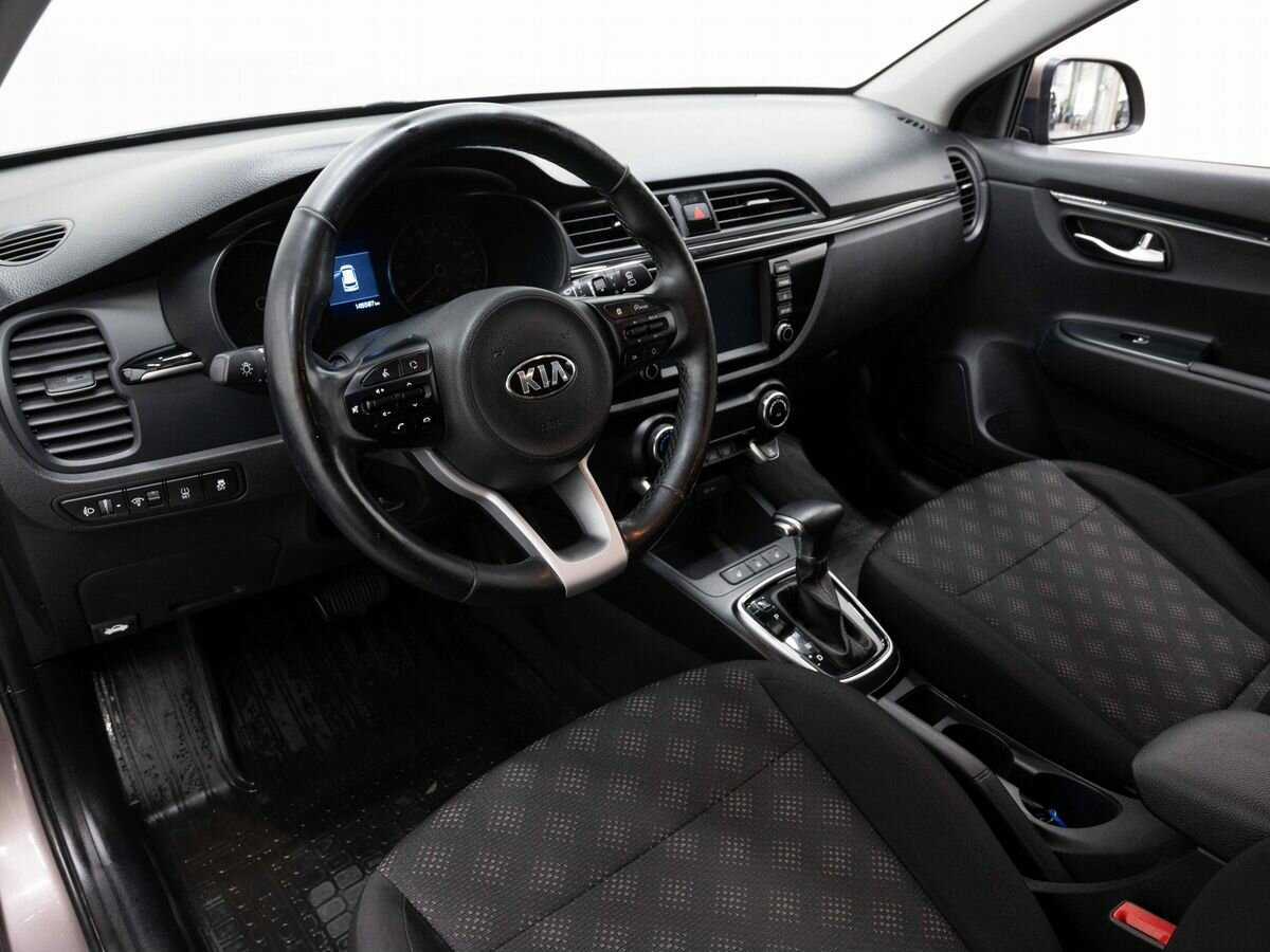 Kia Rio X-Line, 2018 - 145 000 км. | Фото №7