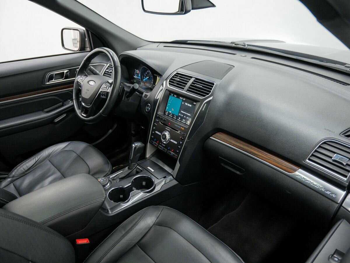 Ford Explorer, 2017 - 179 000 км. | Фото №7