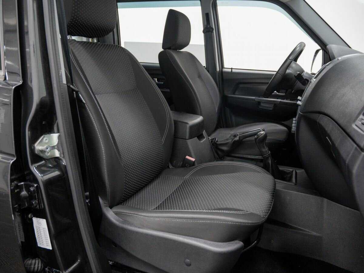 УАЗ Patriot, 2015 Фото №8