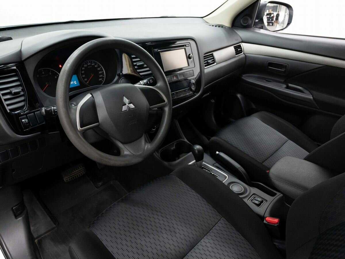Mitsubishi Outlander, 2014 - 288 000 км. | Фото №7