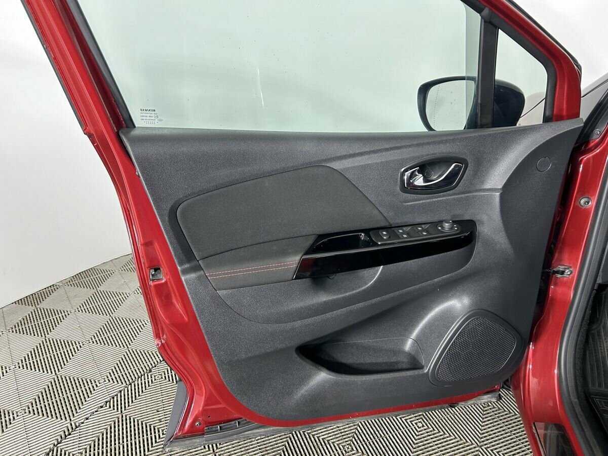 Renault Kaptur, 2018 - 79 816 км. | Фото №7