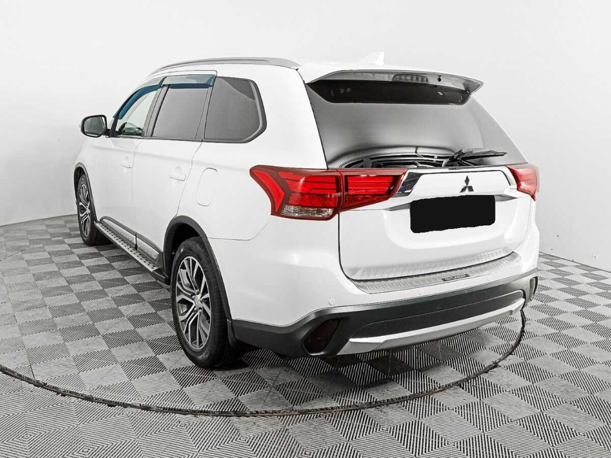 Mitsubishi Outlander, 2018 - 167 301 км. | Фото №7