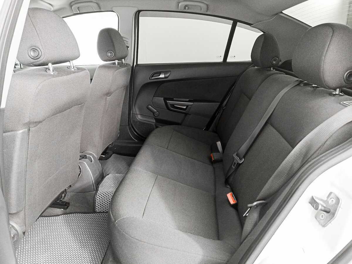 Opel Astra, 2013 Фото №10