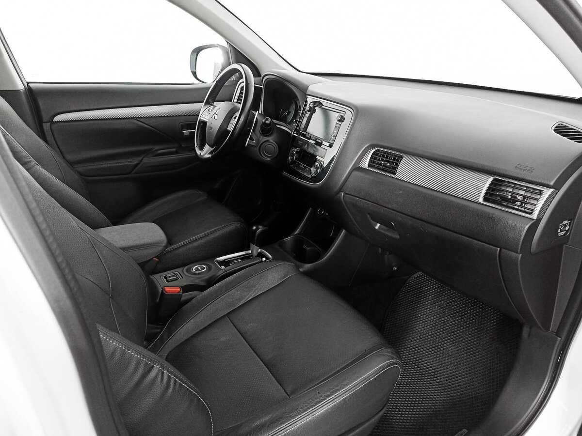 Mitsubishi Outlander, 2014 - 181 002 км. | Фото №7