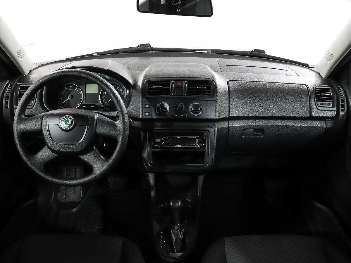 Skoda Fabia, 2012 Фото №12