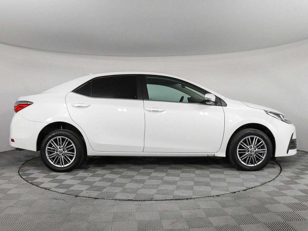 Toyota Corolla, 2018 - 99 985 км. | Фото №4